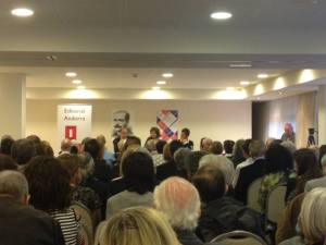 Presentació del llibre l'Home de mirada clara © 2014 Ludmilla Lacueva Canut